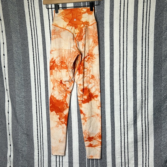 Balance Athletica Tie Dye Leggings - Picture 3 of 4